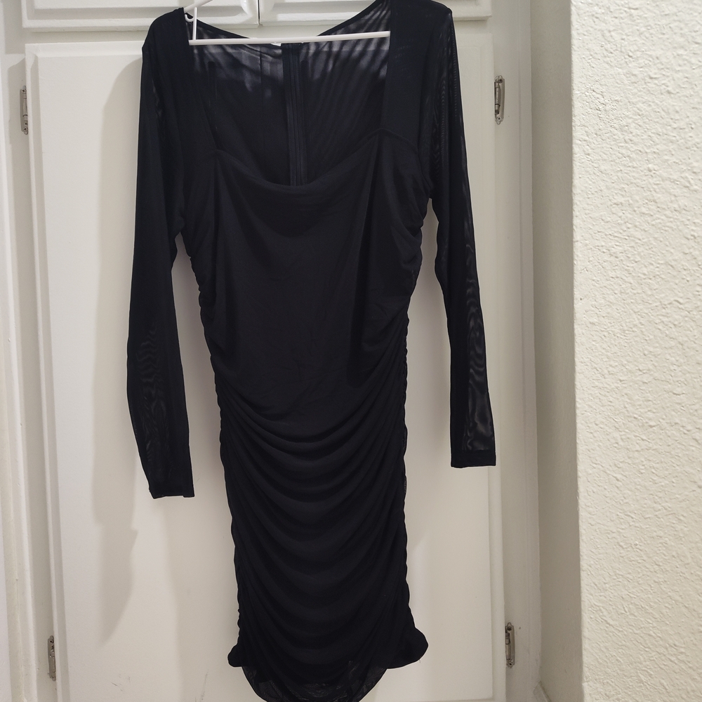 SHEIN Black Ruched Long Sleeve Dress
